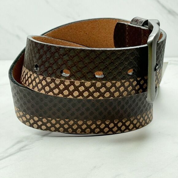Basket Weave Embossed Brown Leather Belt Size 34 - Picture 3 of 4